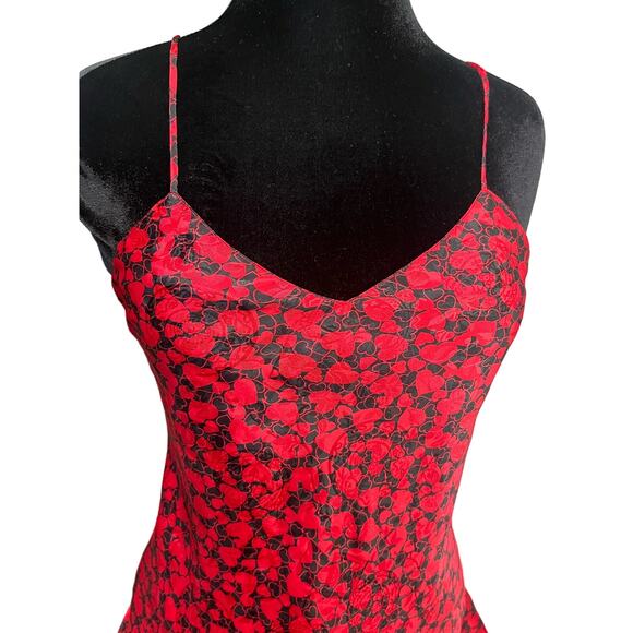Vintage Y2K Victorias Secret Gold Label Red Black Drop Waist Heart Chemise Small - Picture 3 of 6